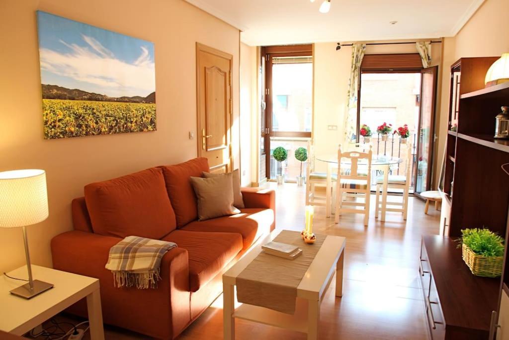 Balcon Con Luz Natural Madrid Exterior foto